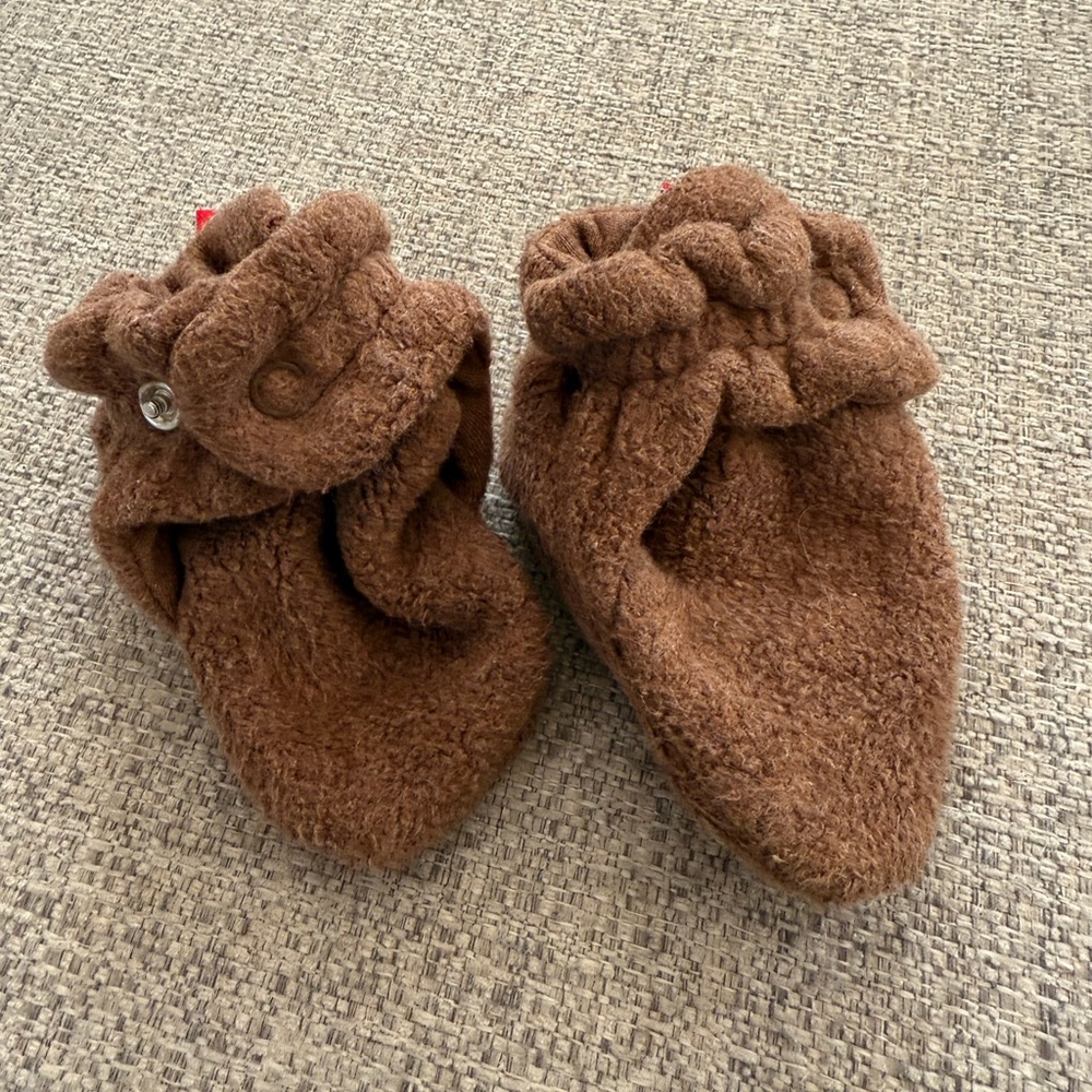 Zutano Brown Fleece Baby Booties - 6 months